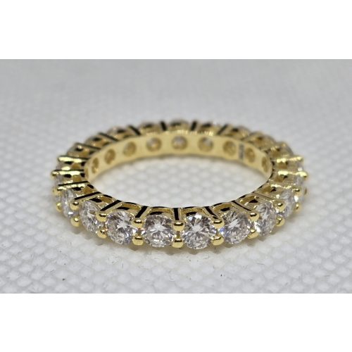 Aranyszínű körben köves gyűrű, 6-os méretben