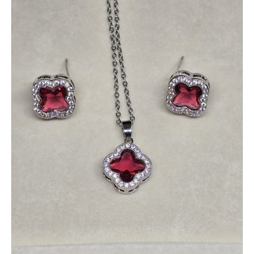 Ezüstszínű elegáns lóherés nyaklánc-fülbevaló szett, sötét rózsaszín kővel