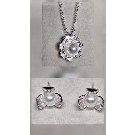 Ezüst gyöngyös-virágos fülbevaló-gyűrű szett