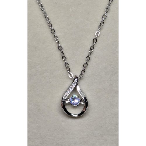 Ezüstszínű nyaklánc, csepp formájú, átlátszó köves medállal