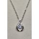 Ezüstszínű nyaklánc, csepp formájú, átlátszó köves medállal