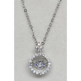   Ezüstszínű nyaklánc, körmedállal, középen forgó kővel