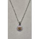 Ezüstszínű nyaklánc, virágmintás medállal, aranyszínű kővel