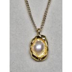 Niche stílusú gyöngyös nyaklánc aranyszínűszínű, ovális gyöngymedállal