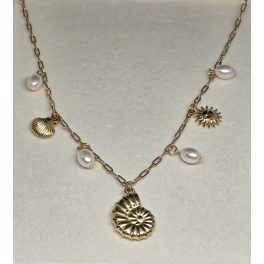   Nyaralási témájú, csiga-gyöngy-nap-kagyló charmos, aranyszínű nyaklánc